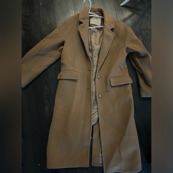 Aritzia Wilfred tan/Beige Peacoat - Picture 2 of 3